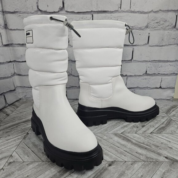 CALVIN KLEIN White Moon BOOTS Womens 9.5 Snow Winter New Never Worn - Picture 1 of 14